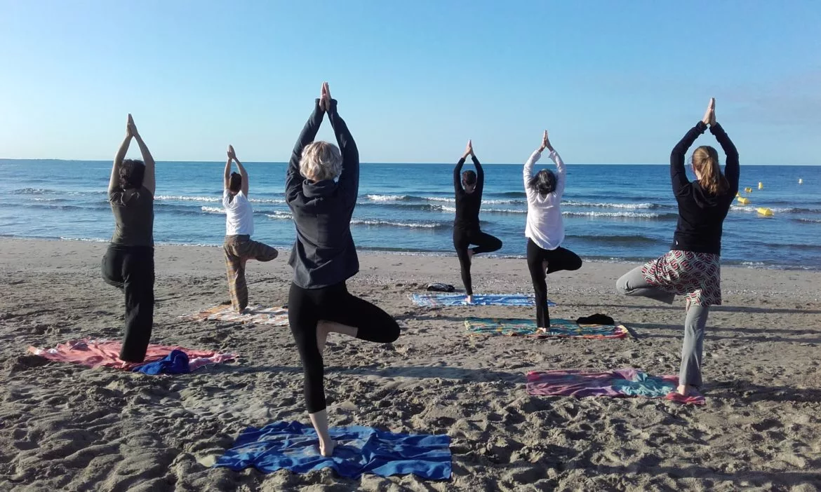 YgaPilates-Carnac-NandiniWavesDanse Retraite de Pilates/Yoga sur la plage de Carnac